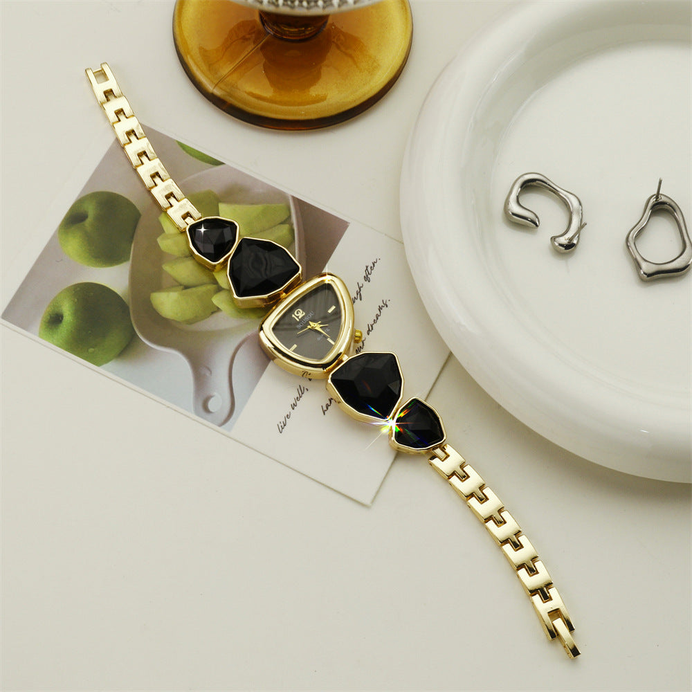 New Model Of Diamond-Encrusted Women's Watch For Foreign Trade, Creative And Fashionable High-Value Wristwatch, Irregular Bracelet Women's Watch Wholesale